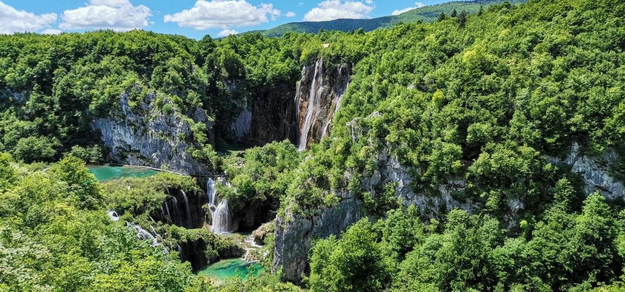 Apartman NINA Licko Petrovo Selo Bagian luar foto